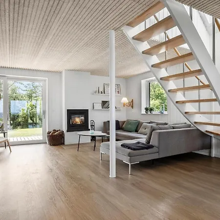 4 Bedroom Cozy In בית נופש *