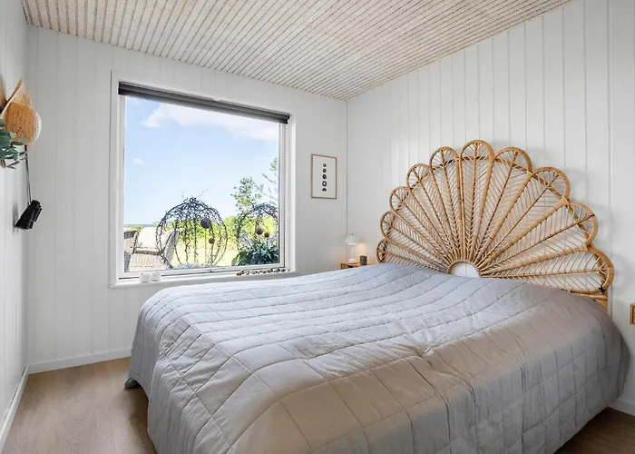 4 Bedroom Cozy In Casa vacanze